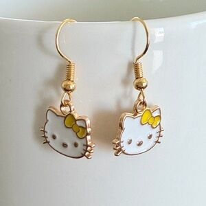 Hello Kitty White and Yellow Bow Drop Earrings